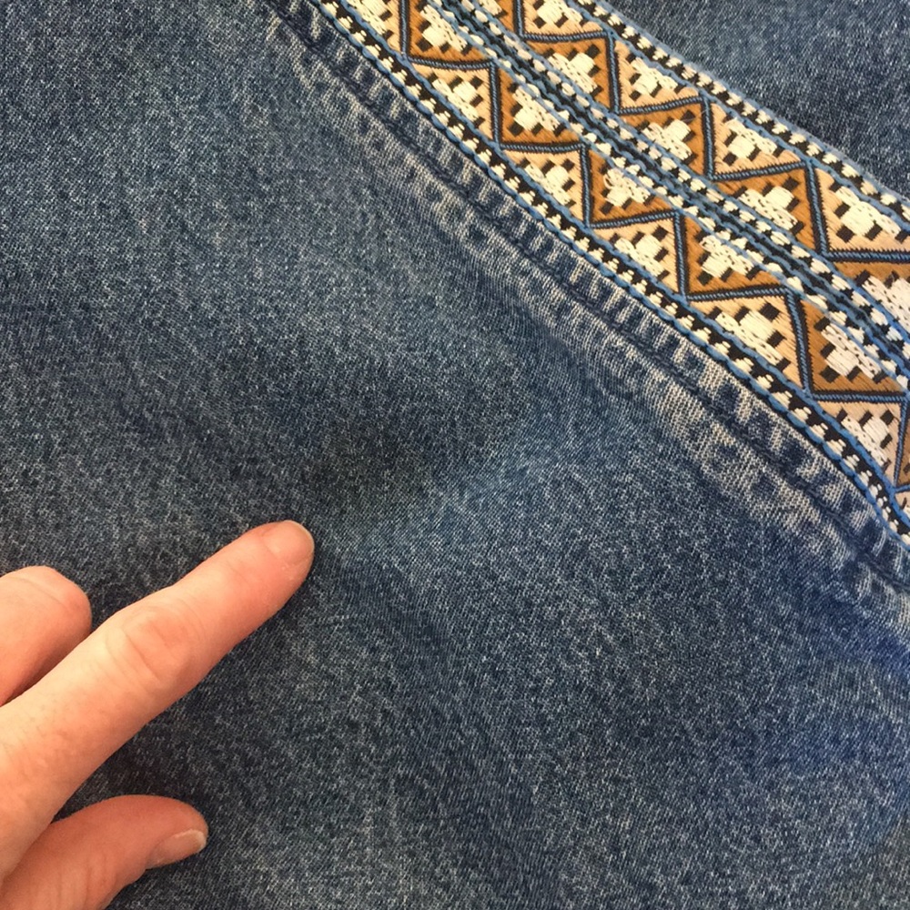🐻VTG embellished soft denim boho jacket - Picture 16 of 16